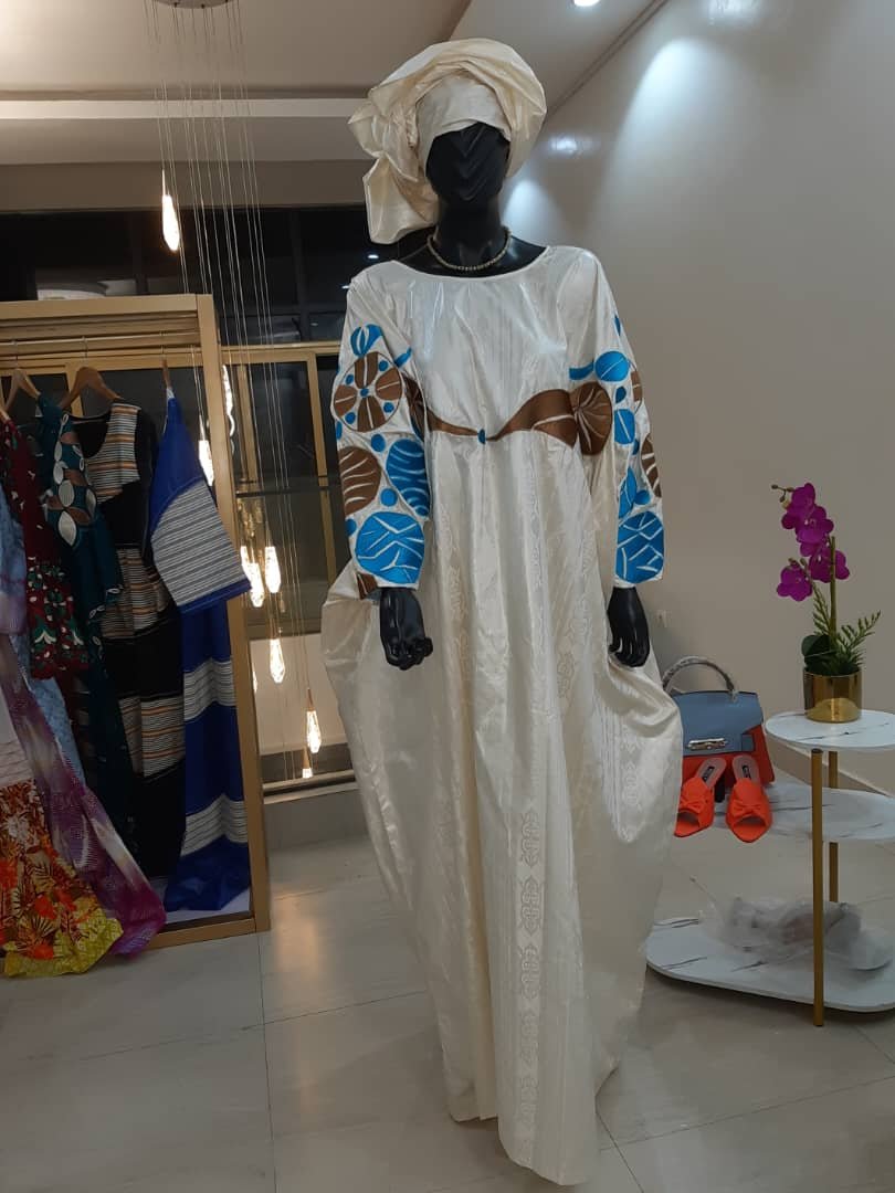 Faux Boubou Beige broderie turquoise et marron