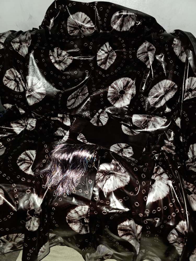 Chic et glamour boubou attaché marron foncé